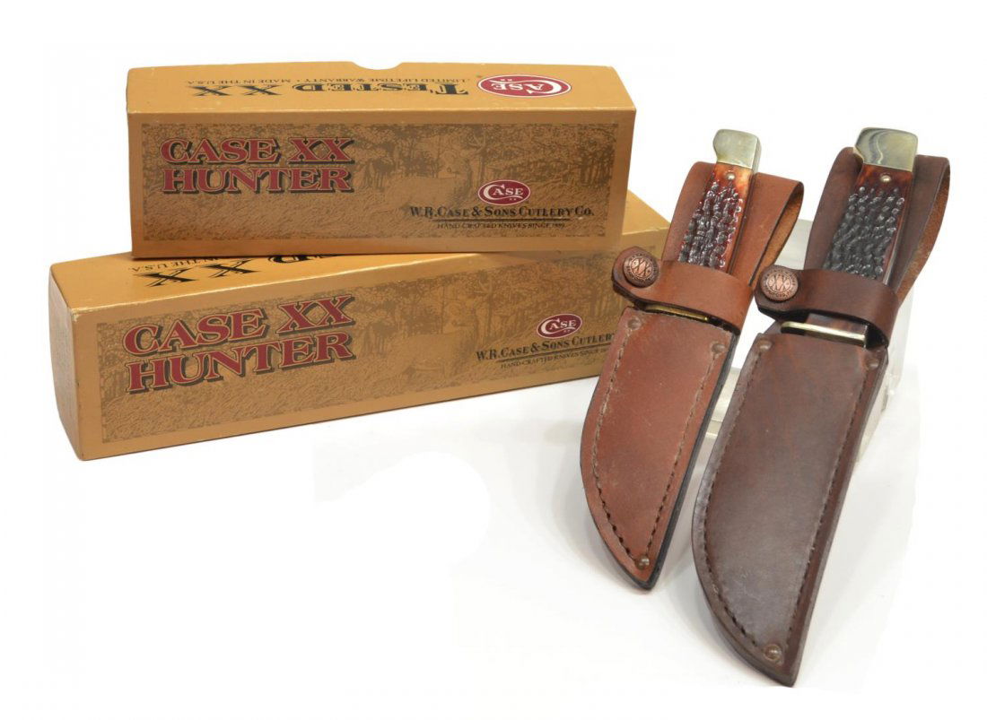 (2) CASE XX KNIVES NEW IN BOX: (lot of 2) Case XX fixed blade knives with sheaths, presented in the original boxes: (1) model 678-3 1/2 SS, 3.5"blade; (1) 647-5SS, 5" blade, largest box: 2"h, 11"l, 2.7/8", total: .25lbs Start Price