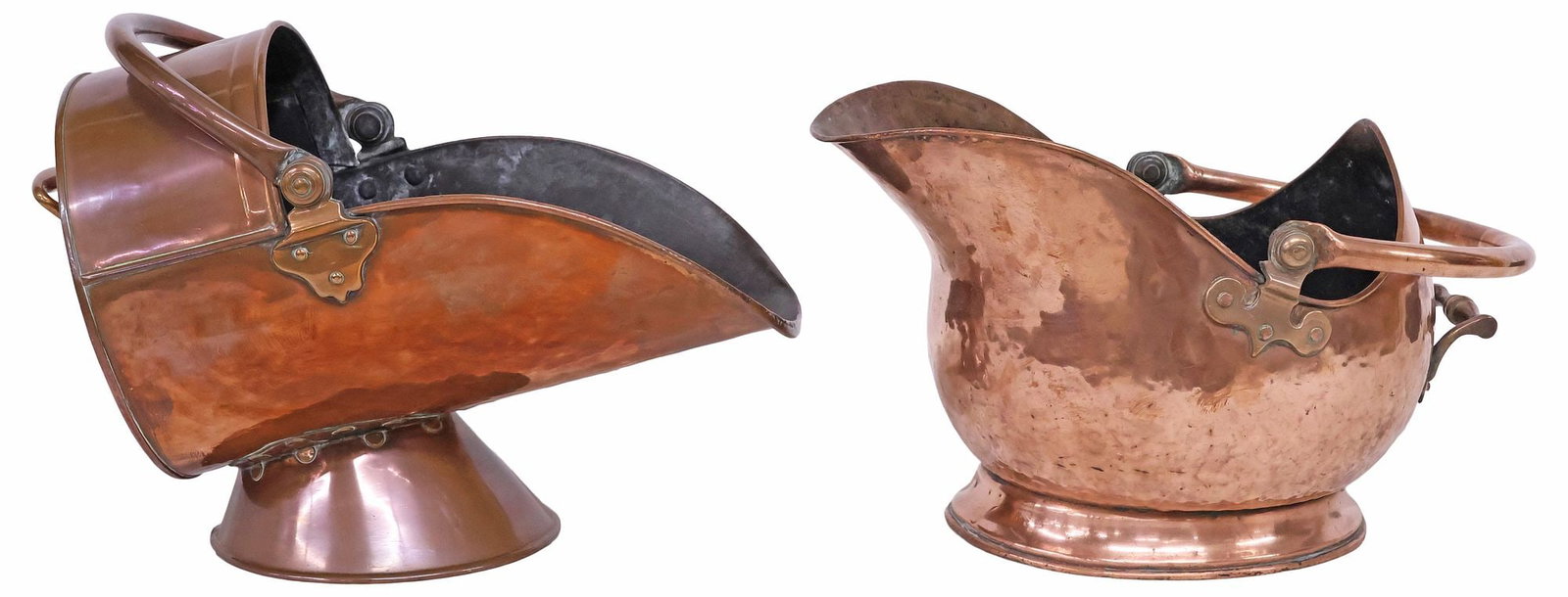 (2) ENGLISH VICTORIAN HANDLED COPPER COAL SCUTTLES: (lot of 2) English Victorian copper coal scuttles, late 19th c., each having swing handle and fixed bracket handle, rising on circular base, largest: approx 16"h, 11.5"w, 20"d, 13.25lbs total