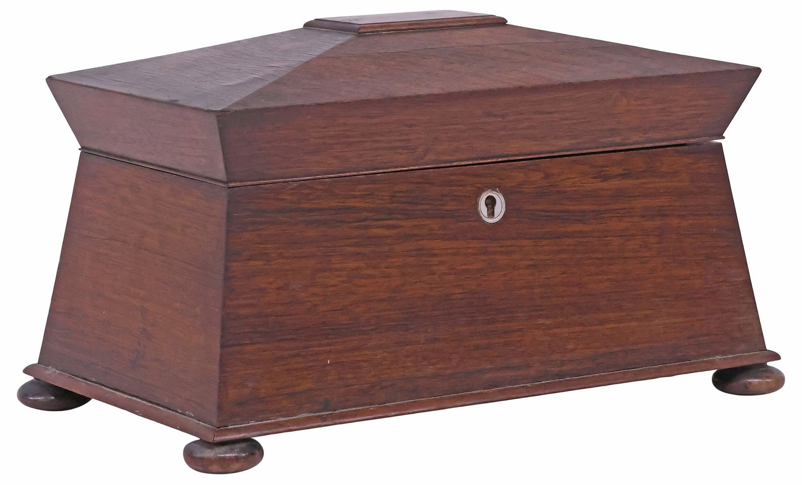 ENGLISH EARLY VICTORIAN MAHOGANY SARCOPHAGUS-FORM TEA CADDY: English early Victorian/ late Regency transition mahogany tea caddy, 19th c., the case of sarcophagus form, with circular mother-of-pearl inlaid escutcheon, interior containing two removable tea boxes