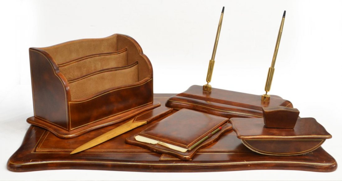 (6) VINTAGE ITALIAN GILT & LEATHER DESK SET: (set of 6) Vintage Italian desk set in rich brown leather with gilded trim, Dunhill, comprising (1) desk mat, (1) pen stand with tray and two pens, (1) blotter, (1) letter opener with wood end piece,