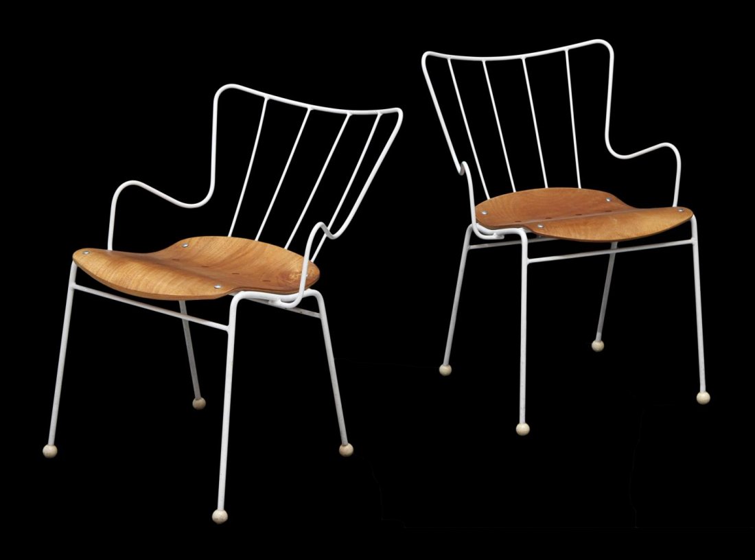 (2) ERNEST RACE MID-CENTURY MODERN ANTELOPE CHAIRS: (lot of 2) Mid-century modern "Antelope" chairs, design by Ernest Race (English, 1913-1964), shaped wire steel back and arms with molded seats on stretcher joined wire steel legs with ball feet, one: