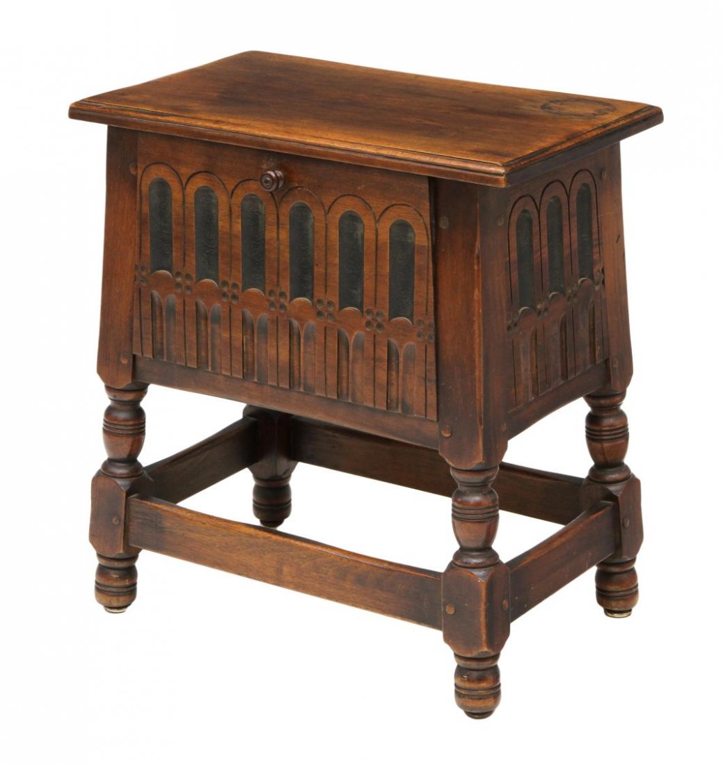 DIMINUTIVE KITTINGER SIDE TABLE: Diminutive Kittinger oak side table, rectangular with scoop carving, a drop front door, stretcher joined turned legs, makers tag at underside, water stain at to corner, 21.75"h, 20"w, 12.5"d Start Pri