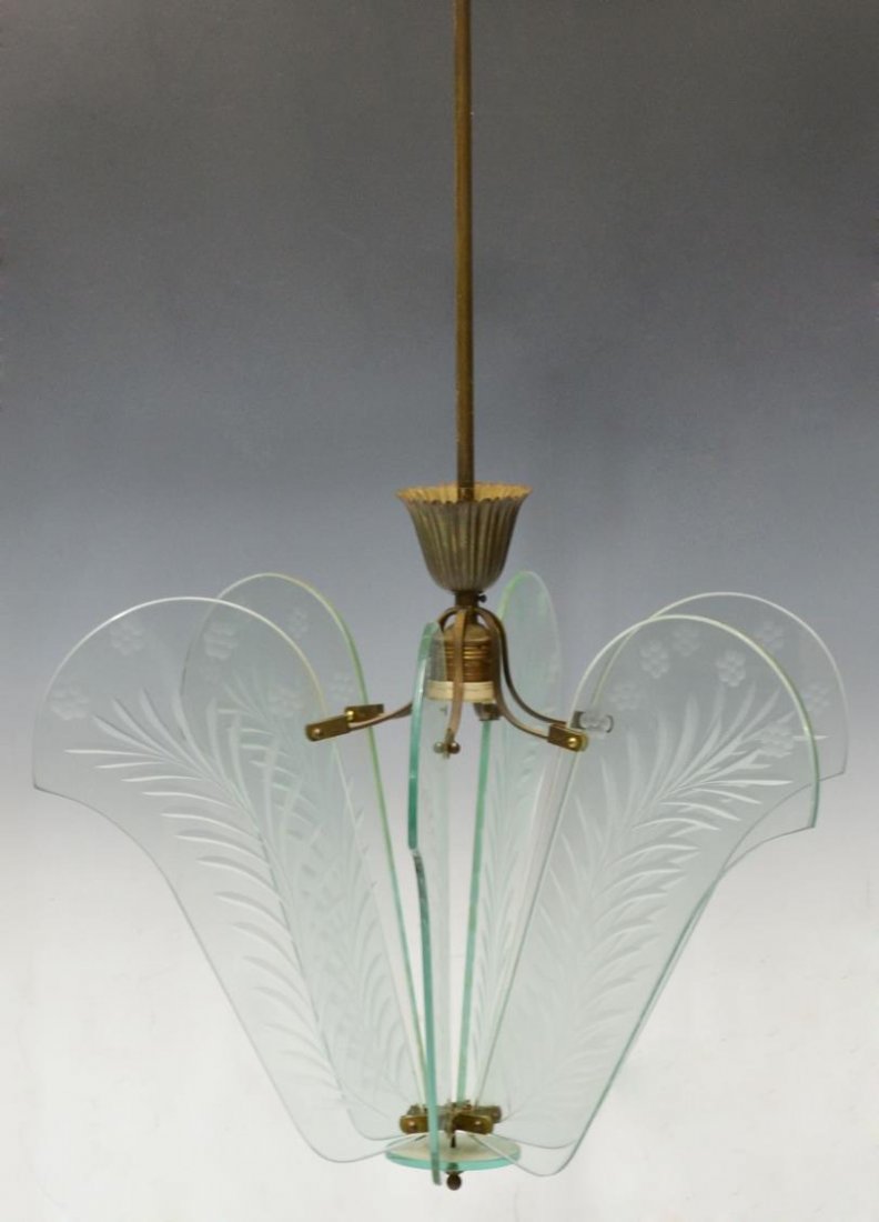 ITALIAN MID-CENTURY MODERN LUIGI FONTANA CHANDLIER: Italian mid-century modern chandelier, c. 1960, design attributed to Luigi Fontana, six foliate and floral etched panels center a single light, in need of wiring, approx overall: 28"l Start Price: $20