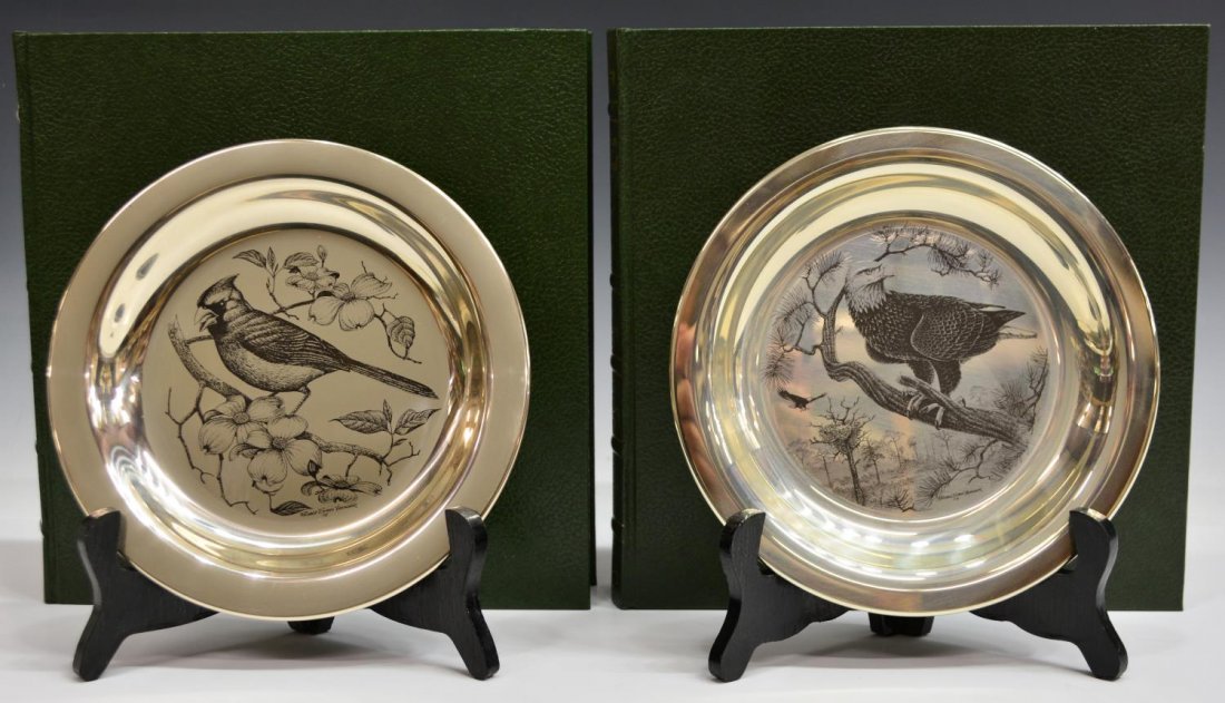 (2) STERLING SILVER BIRD PLATES, RICHARD YOUNGER: (lot of 2) Franklin Mint limited edition sterling silver plates, after the original works by Richard Evans Younger (American, 1928-2008), from the Bird Plate Series, comprising: (1) "American Bald Eag
