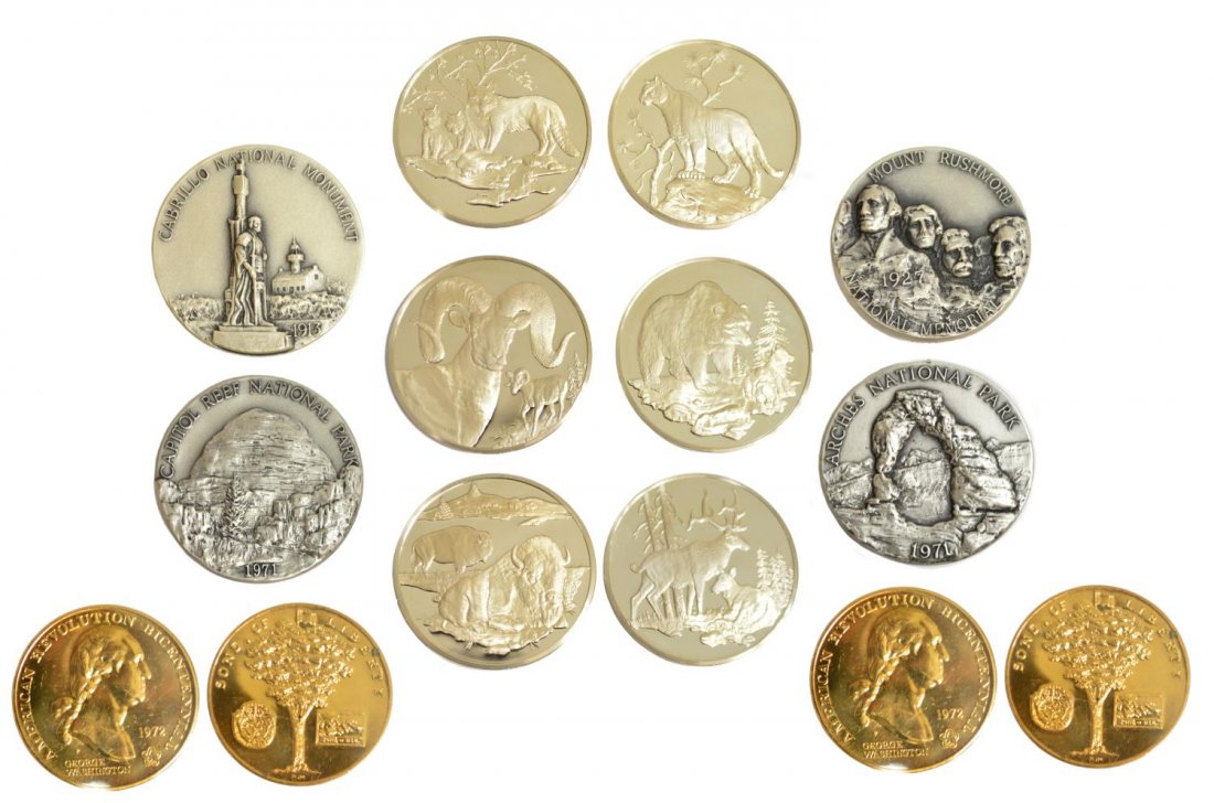 (14) COLLECTION LIMITED EDITION STERLING MEDALS: (lot of 14) Collection of limited edition medals, comprising: (6) Franklin Mint limited edition sterling silver North American Wildlife medals, after the original works by Anthony Jones, issued by the