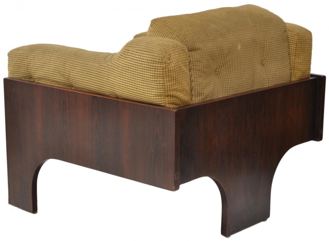 ITALIAN MODERN ORIOLO CHAIR, CLAUDIO SALOCCHI: Italian modern lounge chair, c. 1963, design by Claudio Salocchi (1934-2012) for Sormani, Oriolo Series, rosewood veneer stylized frame holding brown upholstered removable cushions, metal circular fee