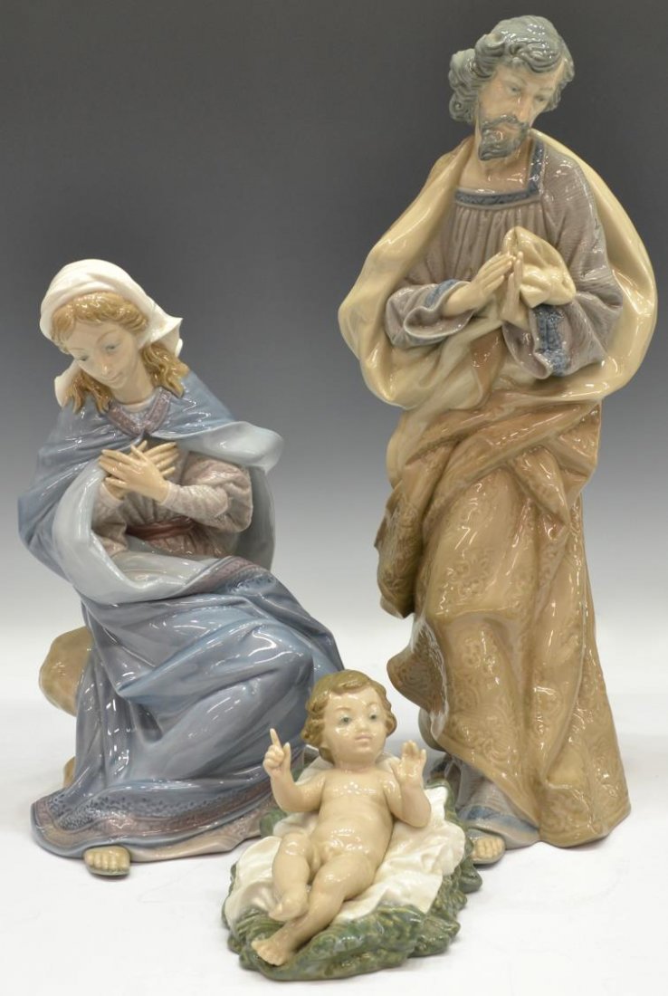 (3) LLADRO PORCELAIN NATIVITY SET, JOSEPH & MARY: (lot of 3) Lladro porcelain nativity set, comprising: (1) baby Jesus, 3.5"h, 3.5"w; (1) Mary, 9.75"h, 5.25"w; (1) Joseph, 13.2"h, 5.5"w; 7.75lbs total *Provenance: From the estate of noted San Antonio