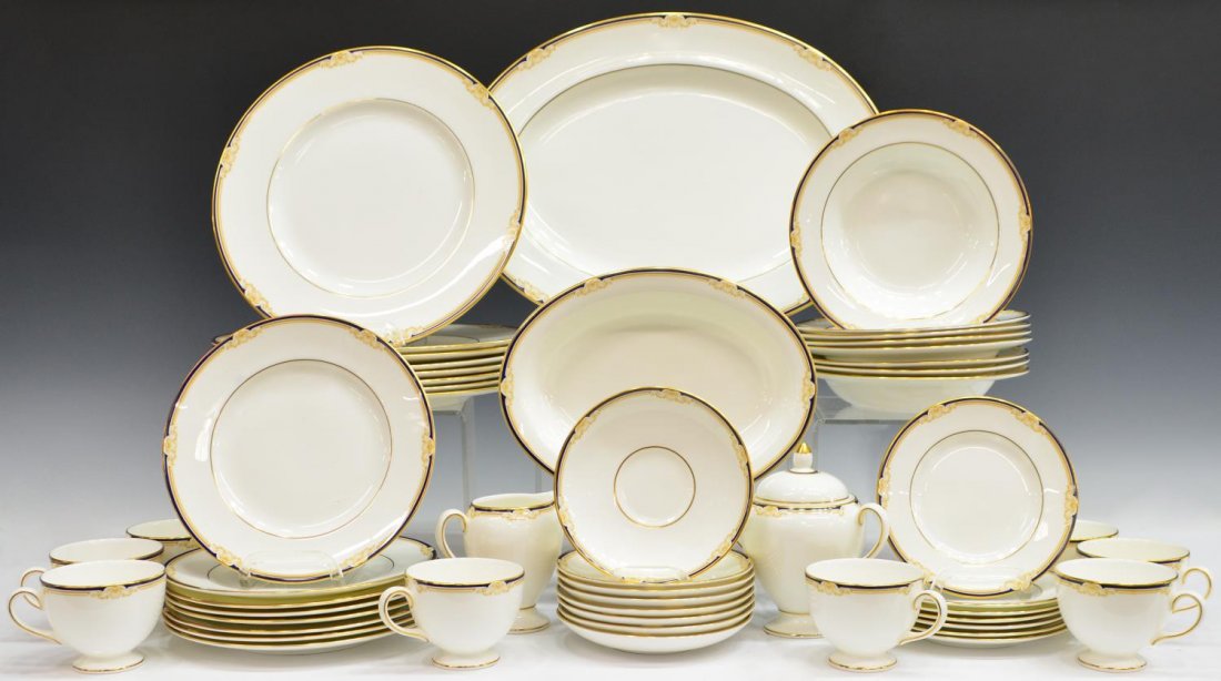 (51) WEDGWOOD 'CAVENDISH' PORCELAIN DINNER SERVICE: (set of 51) Wedgwood porcelain dinner service for eight, 'Cavendish' pattern, comprising: (8) dinner plates, 10.75"diam; (8) salad plates, 8"diam; (7) bread and butter plates, 6"diam; (8) bowls, appro