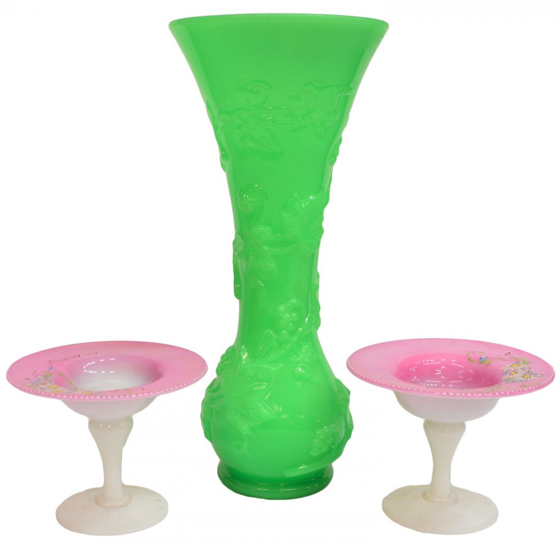 (3) PAIRPOINT COMPOTES & FRENCH OPALINE GLASS VASE: (lot of 3) Assortment of American & French glass, comprising: (pair) American Pairpoint art glass compotes, by Philip Kiluk (20th c.), hand painted floral decoration on a pink ground, white glass stem