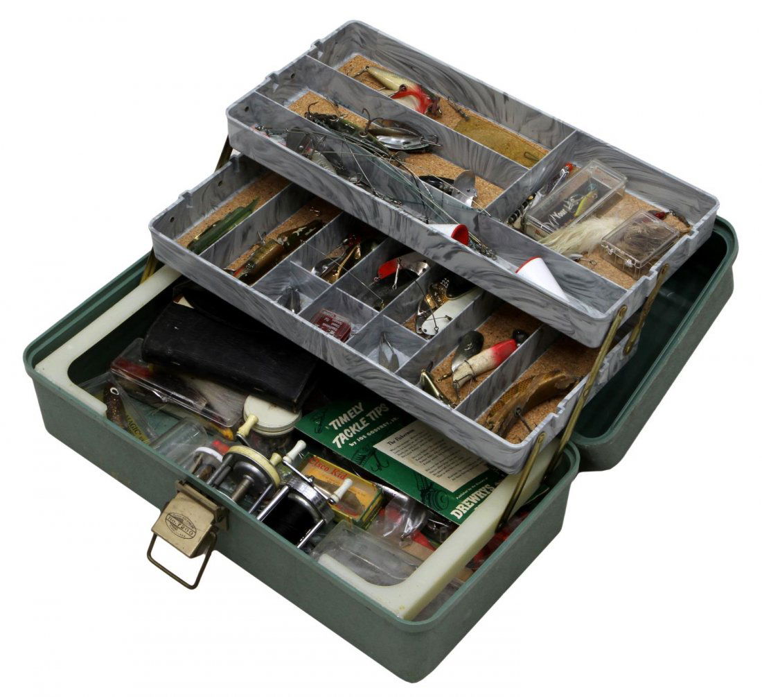 VINTAGE FISHING TACKLE BOX, LURES, REELS: Plano tackle box with vintage lures and more including Cycloid Sixty casting reel, Ocean City 1800 casting reel, old flys, wood lures with glass eyes, spoons, 1953 fishing pamphlet, 8.5"h, 19"w, 9.5"d