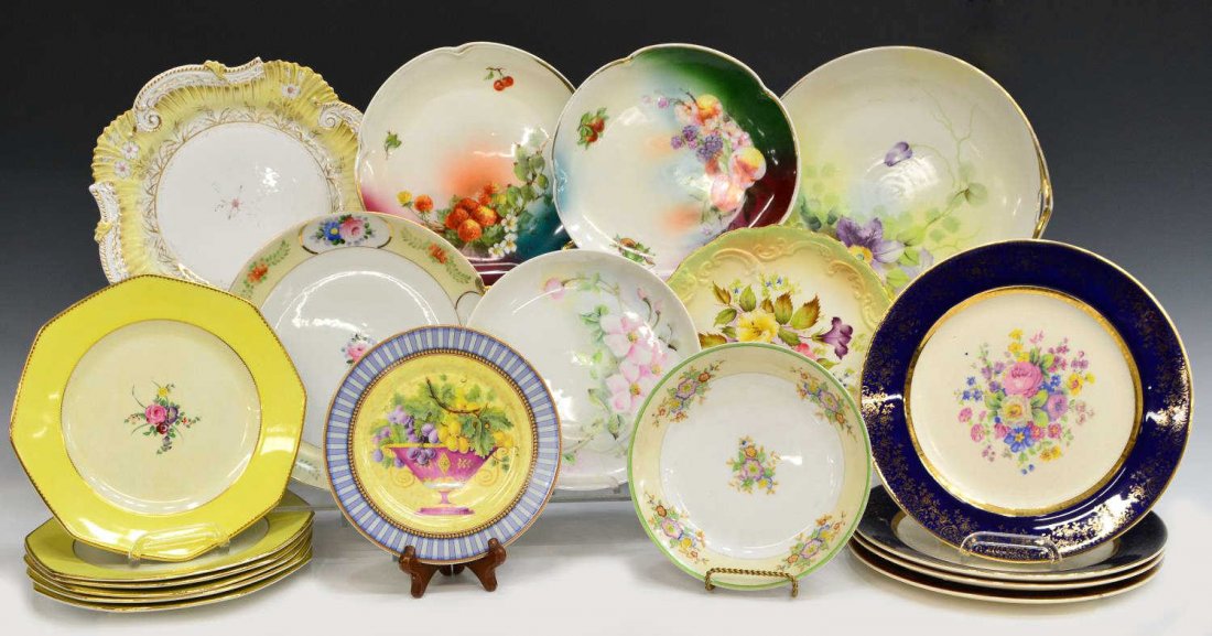 (18) COLLECTION PORCELAIN CABINET PLATES, FLORAL: (lot of 18) Collection of porcelain cabinet and service plates, various sizes, marks, and makers, comprising: (6) Whieldon ware, F. Winkle & Co., England, yellow border, crazing and slight discolorati