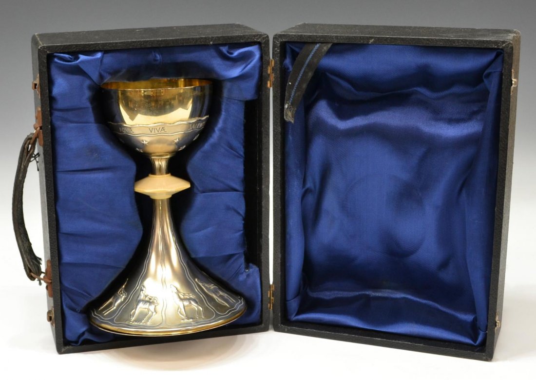 CONTINENTAL 800 SILVER ENGRAVED CHALICE IN BOX: *This lot will not be shipped Internationally** (set) Continental 800 silver chalice and underplate, interior bowl in a gilded wash, the exterior engraved and detailed with stars, decorated stem with 