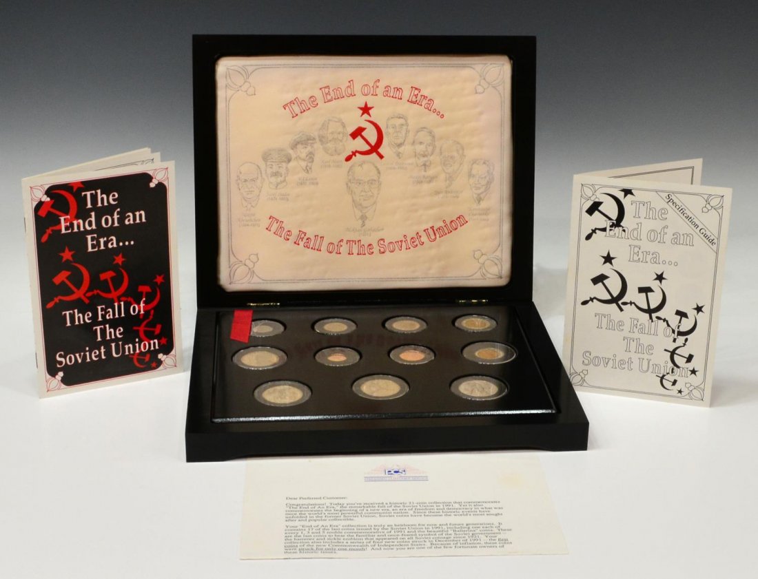 (21) COIN SET "END OF AN ERA", SOVIET UNION: (lot of 21) Coin set: "The End of An Era", Soviet coins, each held within a plastic container in a large wood box, includes two partial gold coins: (1) 10 rouble ballerina, 2.66 grams, .585% gold; (1)