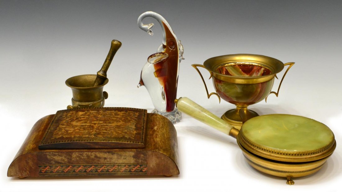(5) INLAID TABLE BOX, ART GLASS, ONYX BOX, BRONZE: (lot of 5) Assorted Continental collectibles: (1) inlaid table box with worn tufted interior, split to underside, (2) onyx pieces, a bowl and a handled dish, (1) Venetian art glass elephant, (1) bronz