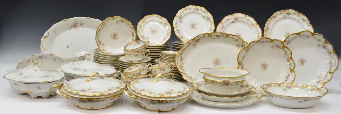 (126) THEODORE HAVILAND LIMOGES DINNER SERVICE: (lot of 126) Theodore Haviland Limoges porcelain dinner service, c. 1903-1925, pink morning glory pattern with parcel gilt scalloped rim, comprising: (11) dinner plates, 10"diam; (11) lunch plates, 9"
