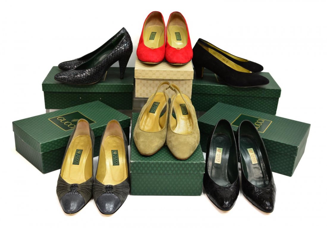 (6 PR) LADIES DESIGNER GUCCI SHOES IN BOXES: (6 pairs) Ladies designer Gucci shoes in assorted Gucci boxes, most size 38.5 with one being size 38 as noted, gently worn: (pair) suede sling back heel; (pair) black suede low heel with oval Gucci ta