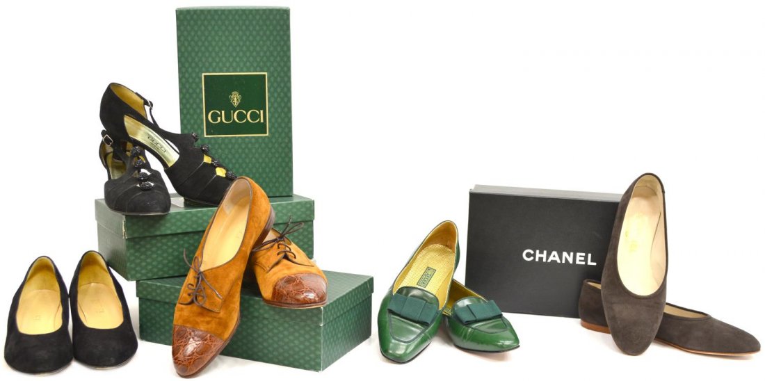 (5 PR) LADIES DESIGNER GUCCI & CHANEL SHOES: (5 pairs) Ladies designer Gucci and Chanel shoes, Gucci are all size 39, Chanel size 39.5, gently worn: (pair) black suede with button accents, short heel; (pair) black suede low heel pumps; (pair) gr