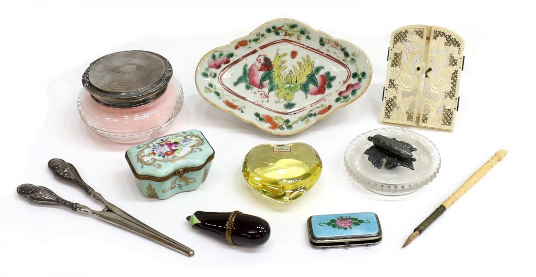 (10) BACCARAT HEART, LIMOGES BOXES & TABLE ITEMS: (lot of 10) Collection of dresser and table articles including (2) Limoges style porcelain boxes, one painted with flowers, the other in the form of an eggplant, (1) guilloche enamel compact with wear