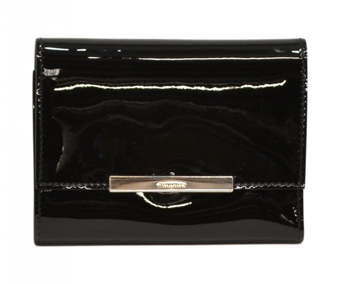 MIU MIU BLACK PATENT LEATHER WALLET: Miu Miu black patent leather wallet, silver tone hardware, matte interior with card slots and zip pocket, approx 3.5"h, 4.75"w, .25lb Start Price: $20.00