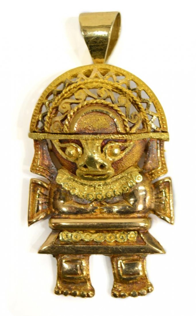 VINTAGE 18KT GOLD ESTATE BROOCH, INCAN DEITY: Vintage 18kt gold (tested) Peruvian estate brooch /pendant, in the form of an Incan Deity, the bail stamped 10kt, overall: 2.25"l, 1.15"w, 17.8 grams Start Price: $375.00