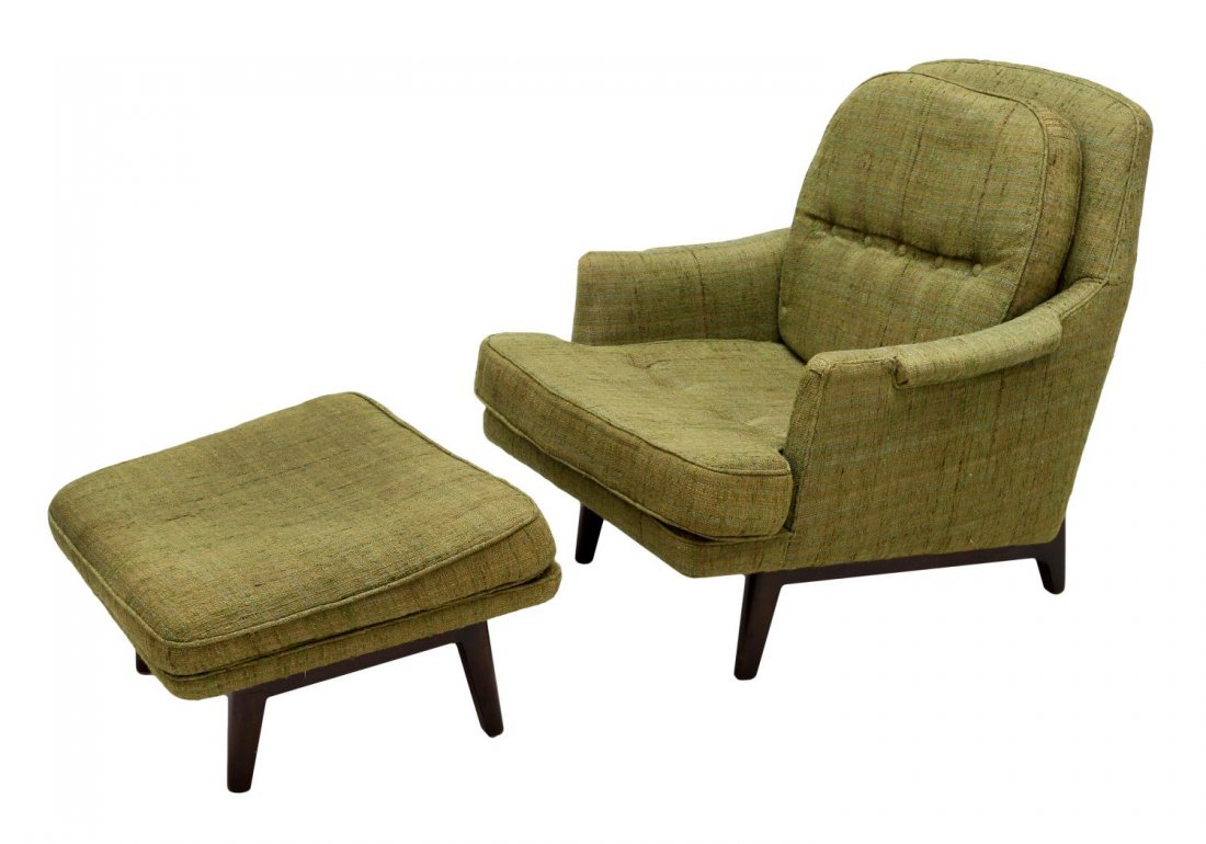 (2) WORMLEY DUNBAR LOUNGE CHAIR & OTTOMAN, #484: (lot of 2) Dunbar lounge chair and ottoman, Model 484, design by Edward Wormley (American, 1907-1995), appearing to have original Dunbar green buttoned upholstery, the arched back chair with removable
