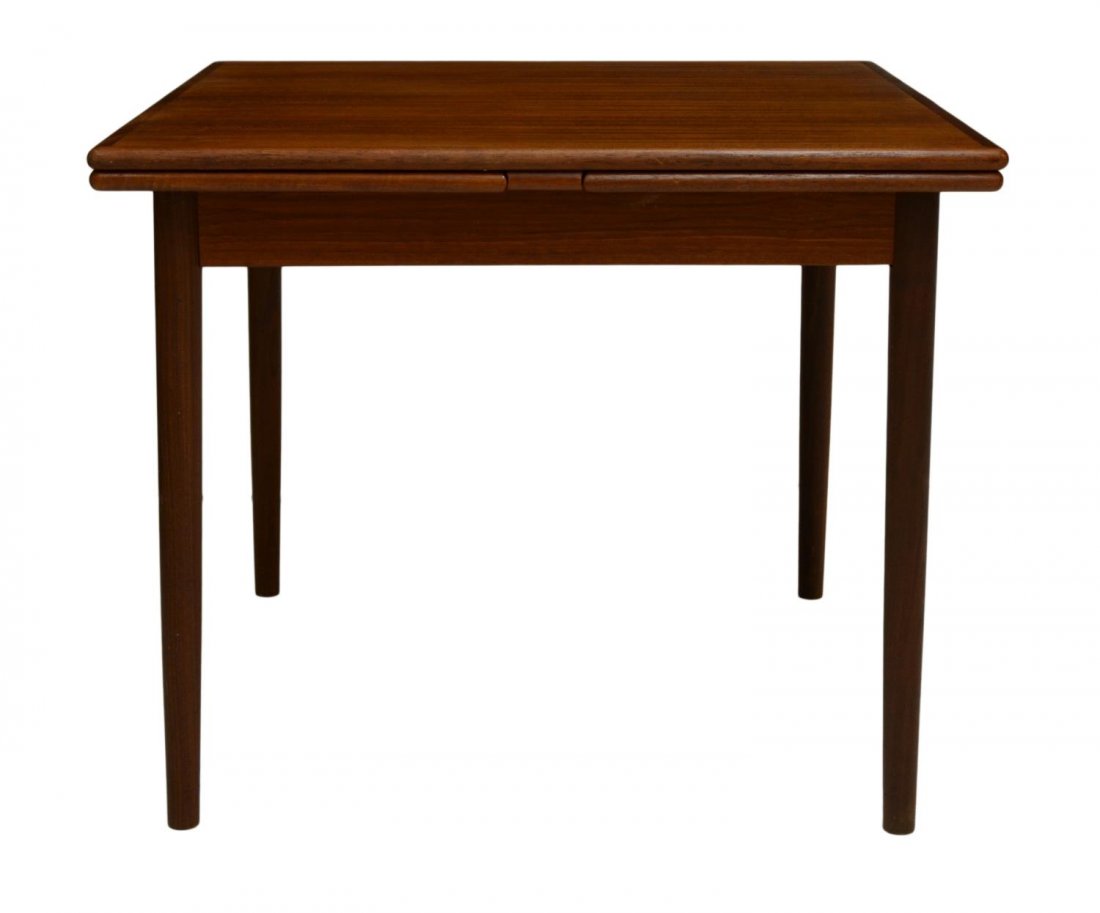 DANISH MID-CENTURY MODERN TEAKWOOD DINING TABLE (1 of 2)
