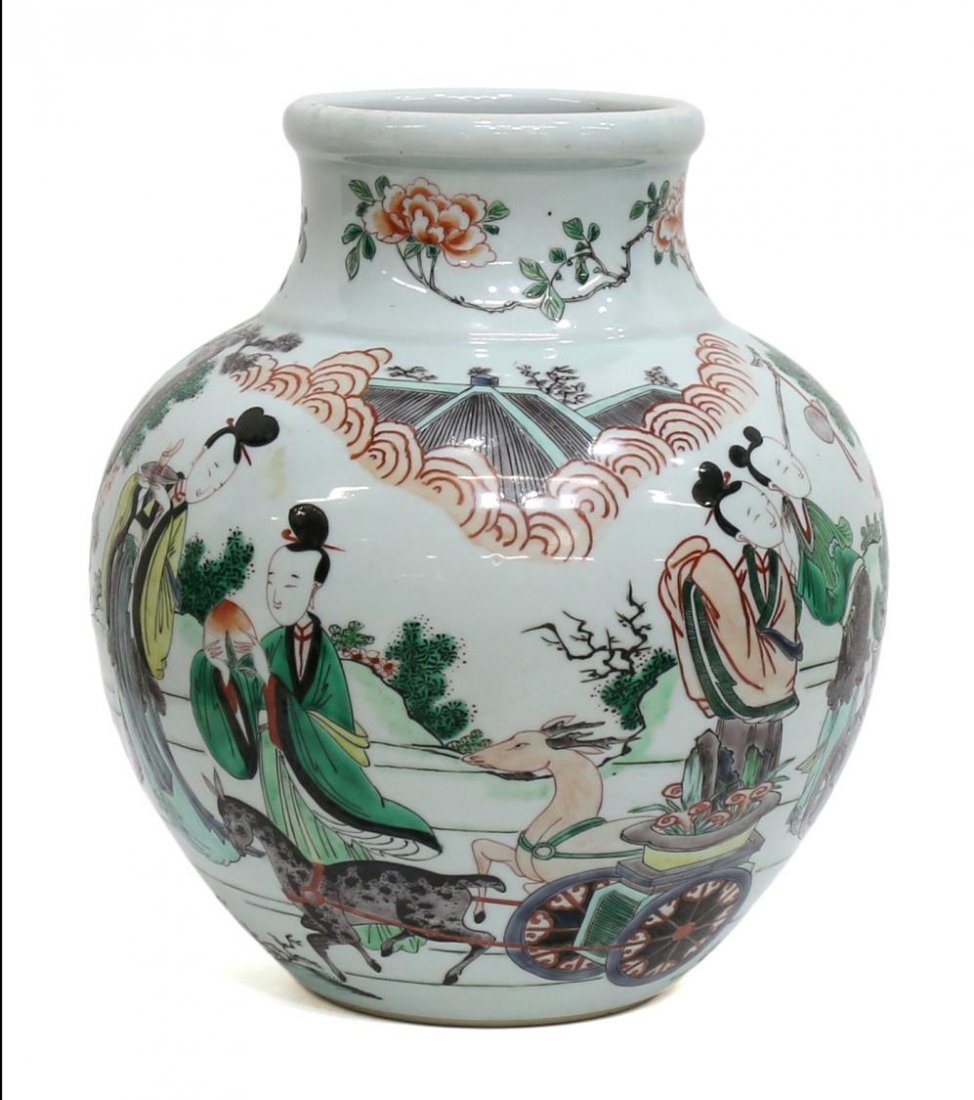 CHINESE PORCELAIN WUCAI VASE, QING DYNASTY (1 of 6)