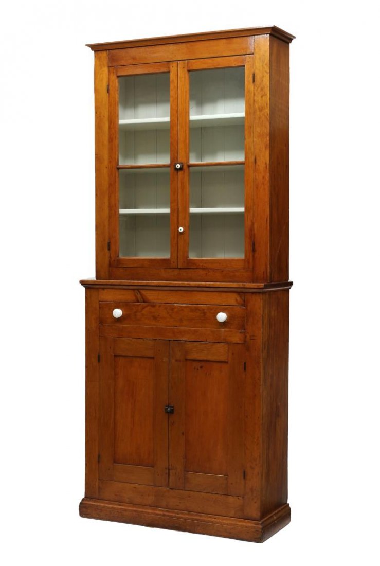 AMERICAN COUNTRY PINE STEPBACK CUPBOARD (1 of 5)