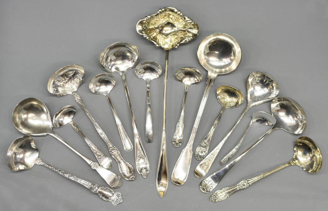 (15) VINTAGE & ANTIQUE SILVERPLATE SERVICE LADLES (1 of 3)