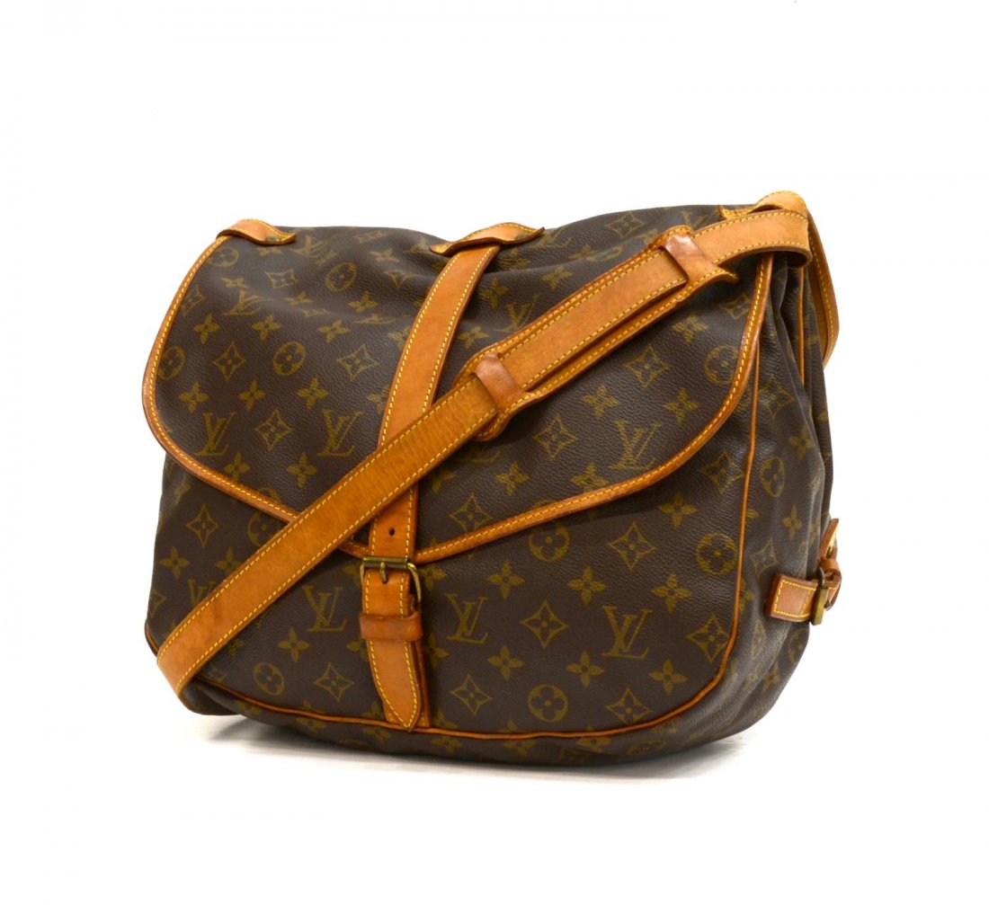 LOUIS VUITTON MONOGRAM SAUMUR 30 MESSENGER BAG (1 of 6)