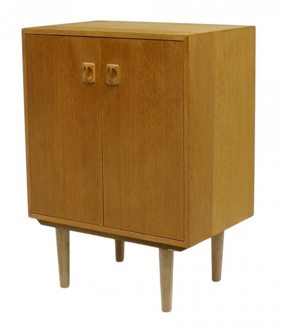 DANISH MID-CENTURY MODERN TEAKWOOD CABINET (1 of 4)