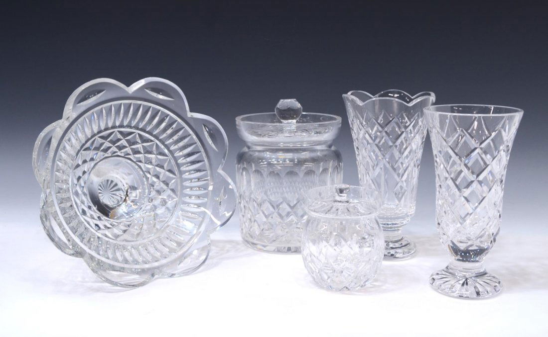 (5) WATERFORD CUT CRYSTAL CABINET & SERVICEWARE (1 of 7)