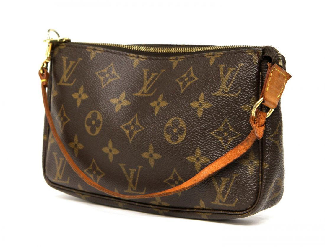 LOUIS VUITTON MONOGRAM CANVAS ACCESSORY POUCH (1 of 3)