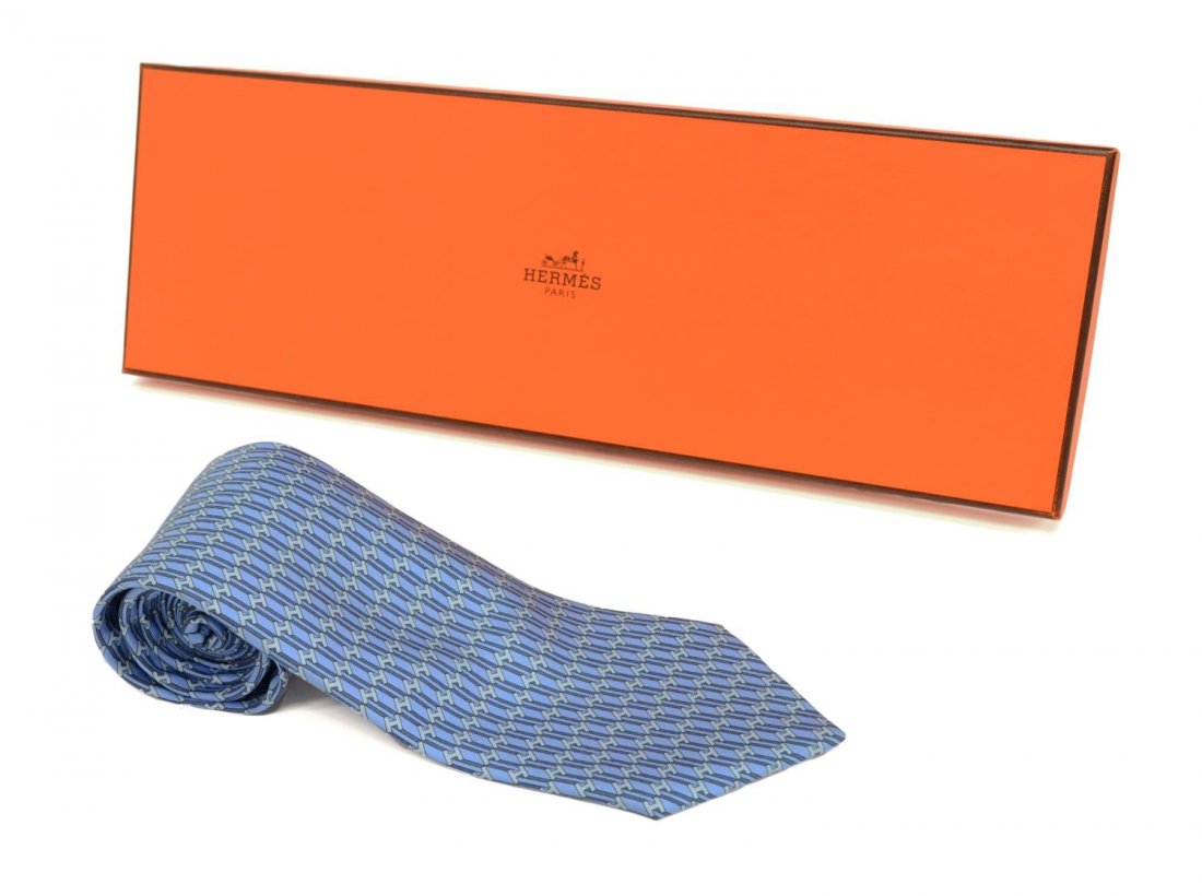HERMES BLUE SILK INDIAN FANTASIES 2008 TIE (1 of 4)