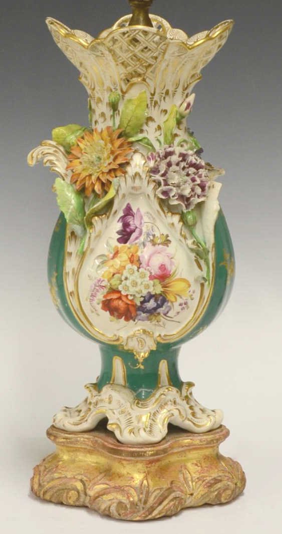 OLD PARIS ROCOCO REVIVAL PORCELAIN VASE LAMP (1 of 2)