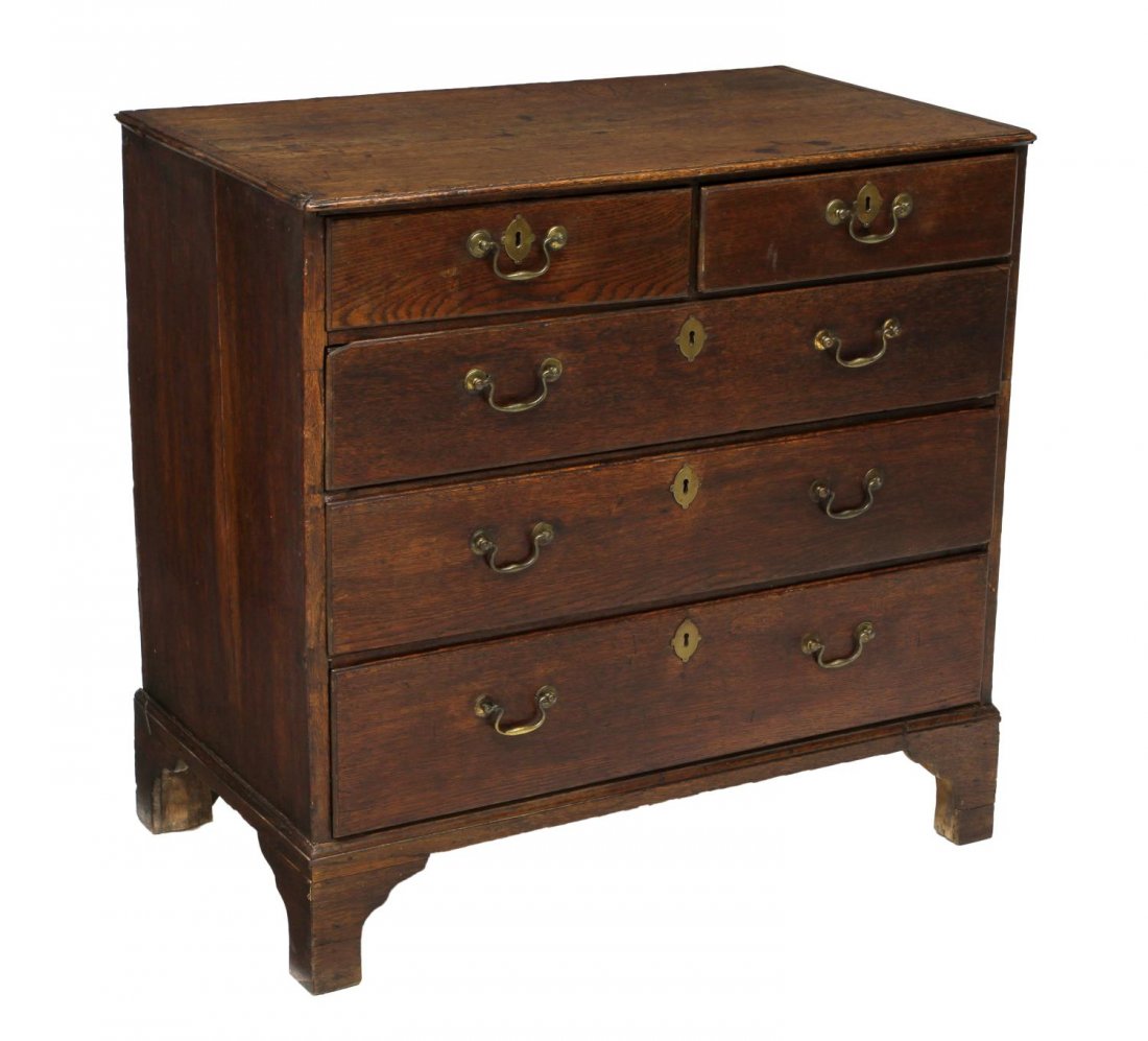 GEORGIAN OAK FIVE DRAWER CHEST (1 of 5)