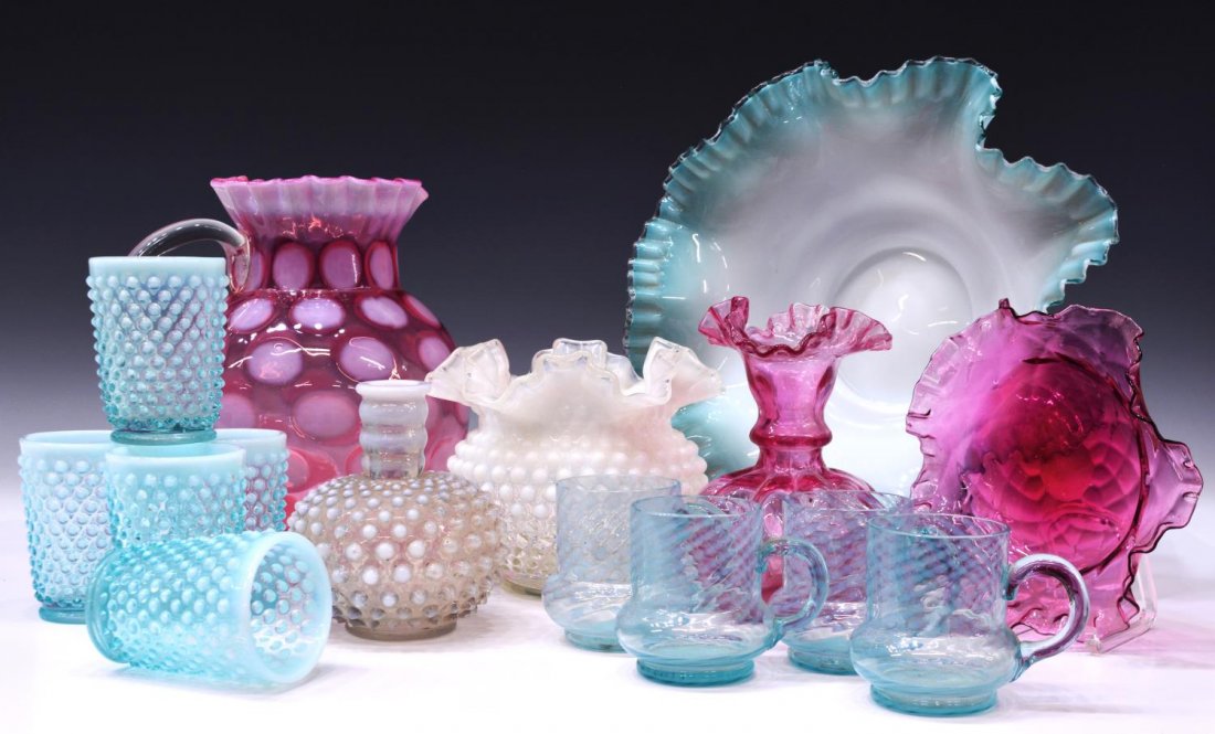 (15) VICTORIAN TO VINTAGE ART GLASS TABLE ITEMS (1 of 4)