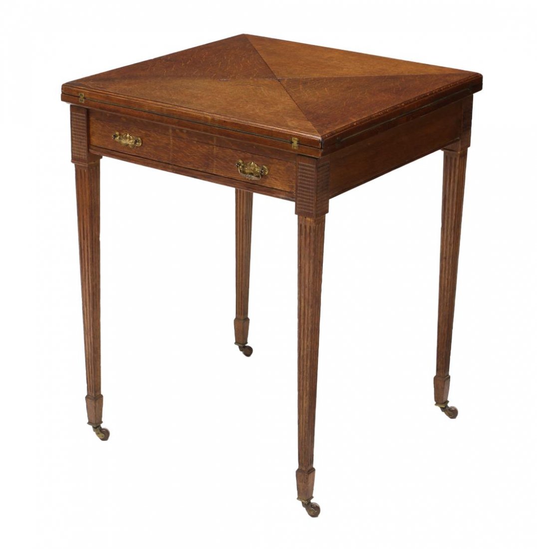 OAK HANDKERCHIEF GAME TABLE (1 of 7)
