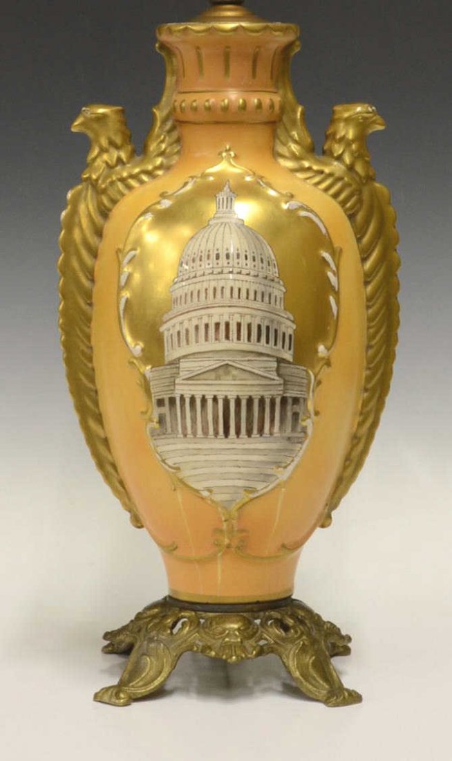 AMERICAN PORCELAIN PATRIOTIC VASE TABLE LAMP (1 of 3)
