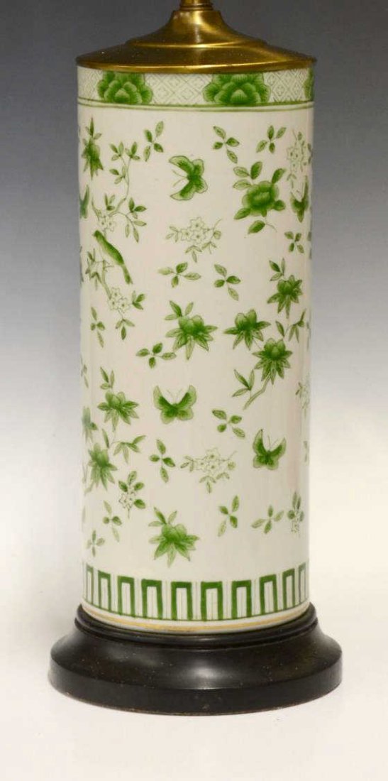 ASIAN BUTTERFLY PORCELAIN TABLE LAMP (1 of 2)