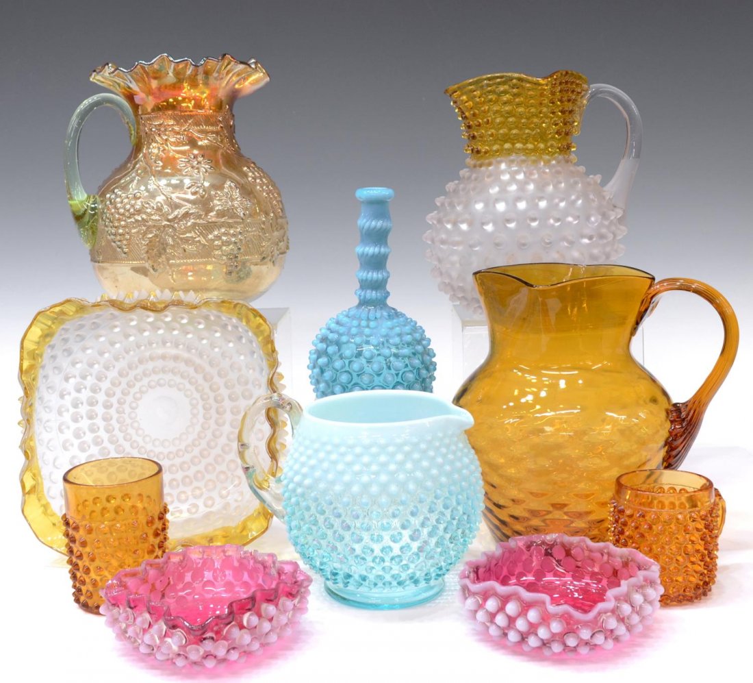 (10) VICTORIAN & VINTAGE ART GLASS PITCHERS, BOWLS: (lot of 10) Vintage hobnail and carnival art glass group, comprising: (4) handled pitchers, varied color and decor, minor loss to hobnail decor, largest 9.5"h; (1) yellow and white square dish, 7.5"w;