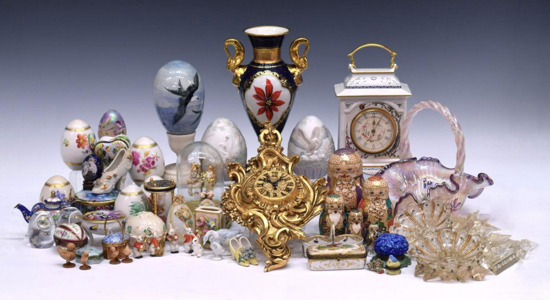 (50) LARGE COLLECTION DECORATIVE & COLLECTIBLES: (lot of 50) Large group of decorative and collectible trinket items, highlighted by (14) painted porcelain and glass eggs by Belleek, KPM, Fenton, Lladro and others, (1) Fenton glass basket with ribbo