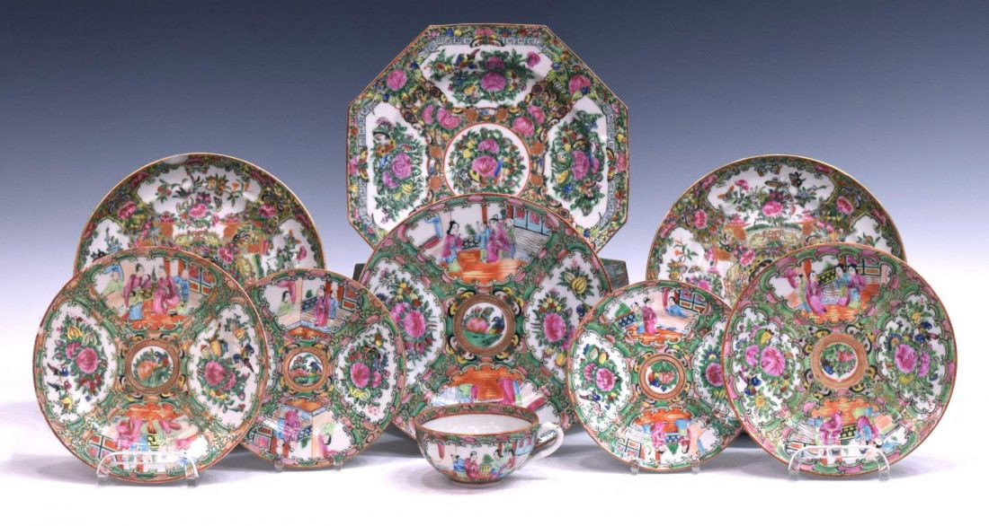 (20) CHINESE ROSE MEDALLION PORCELAIN DINNERWARE (1 of 8)