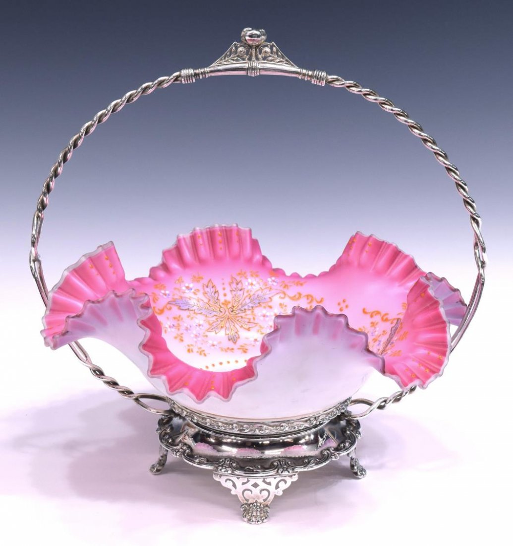 AMERICAN SILVERPLATE ART GLASS BRIDES BASKET (1 of 4)