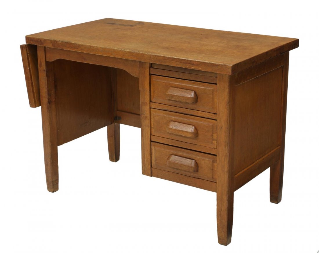AMERICAN OAK YOUTH DESK (1 of 3)