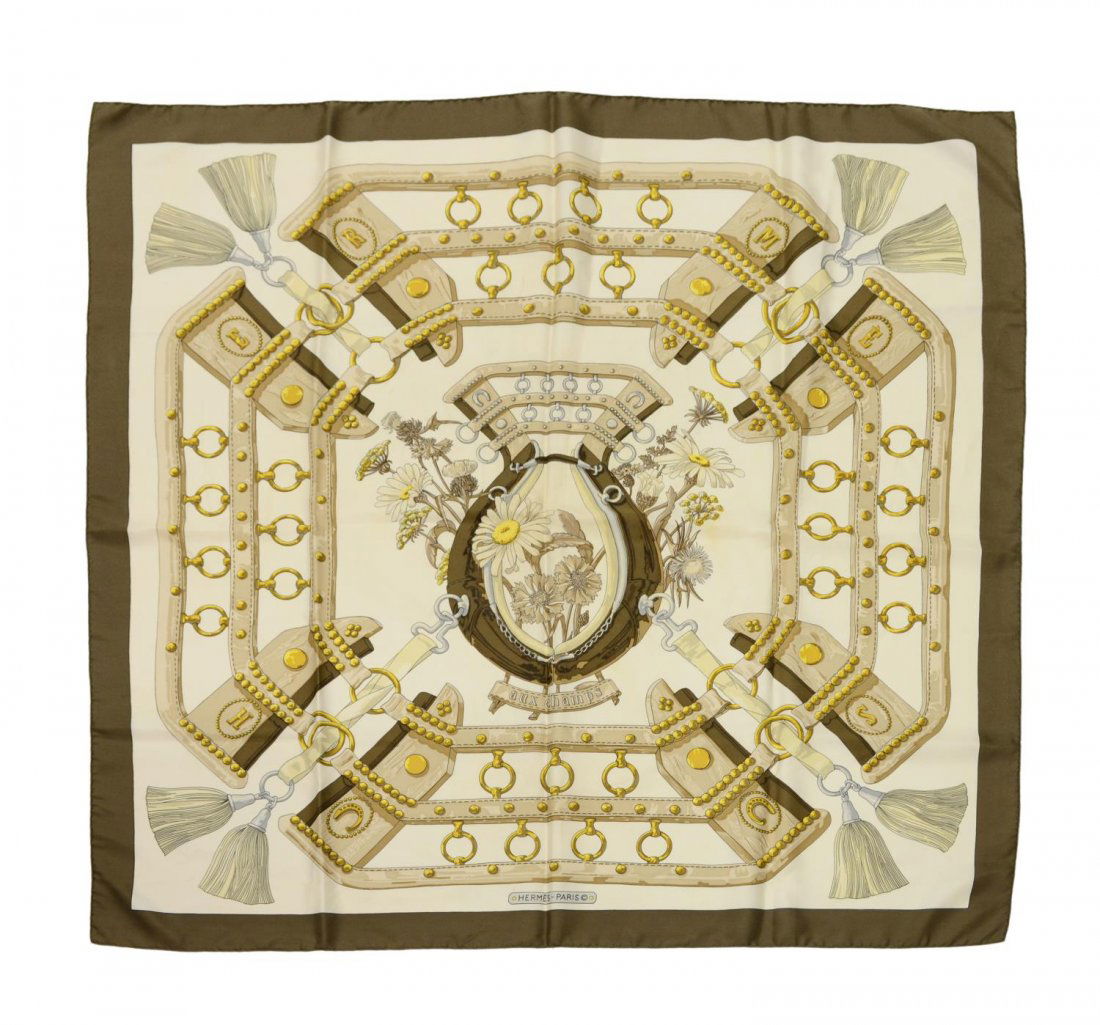 HERMES AUX CHAMPS SILK NECK SCARF (1 of 4)