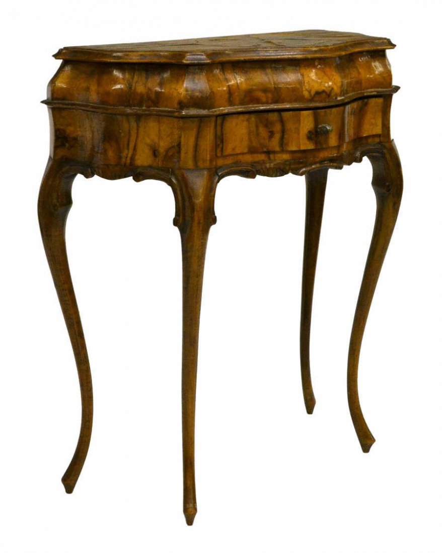 ITALIAN LOUIS XV STYLE SIDE TABLE (1 of 3)