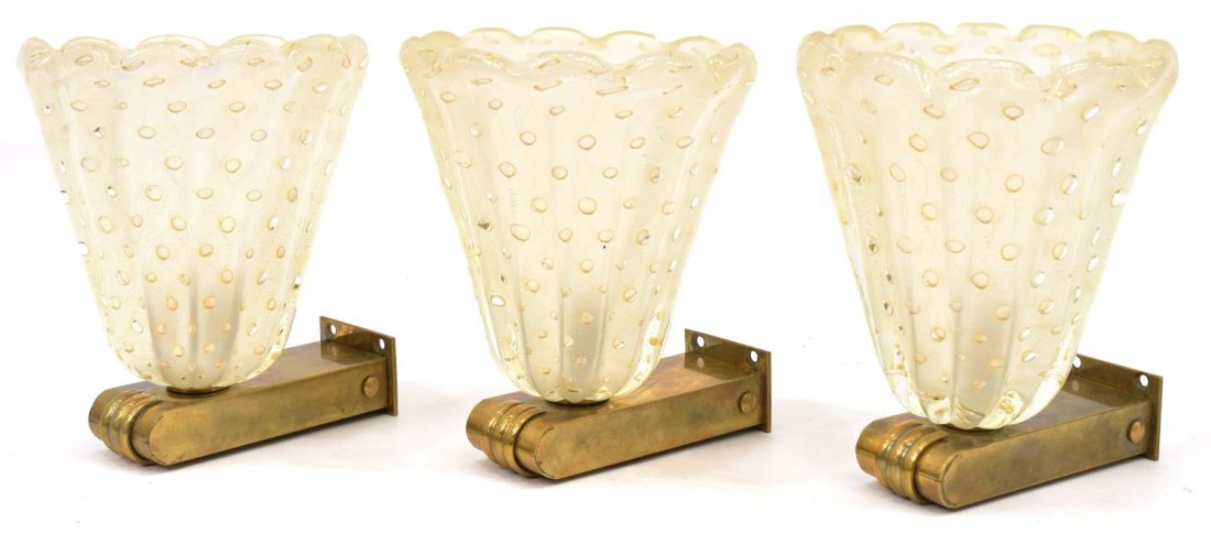 (3) BAROVIER & TOSO MURANO ART GLASS WALL SCONCES: (lot of 3) Italian mid-century modern Murano art glass wall sconces, c.1950, design by Barovier and Toso, each having brass bases with ribbed accents, frosted floriform glass shades with air bubbles a
