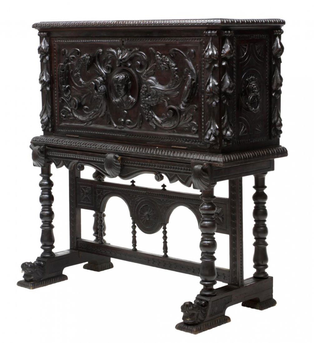 SPANISH RENAISSANCE SYLE HEAVILY CARVED VARGUENO (1 of 4)