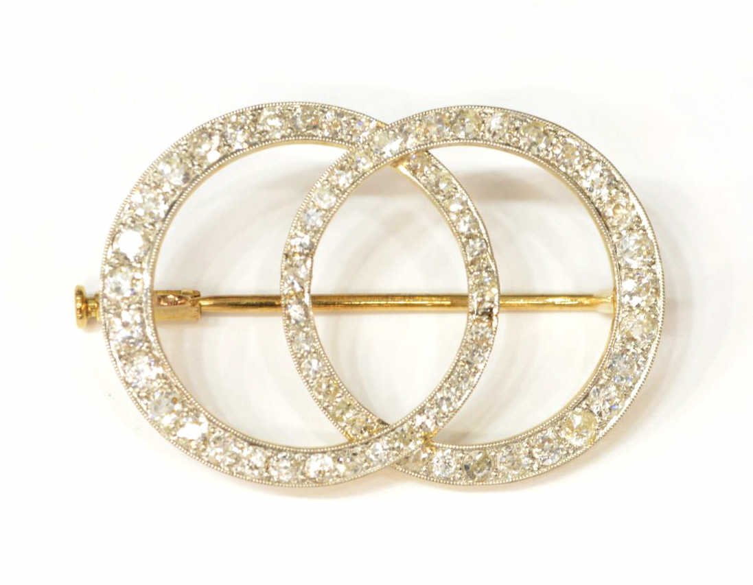 PLATINUM, GOLD & DIAMOND CIRCLE ESTATE BROOCH (1 of 2)